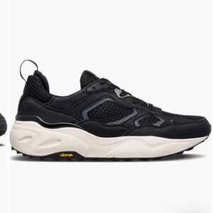 NIB Clae Salazar Black Sneakers